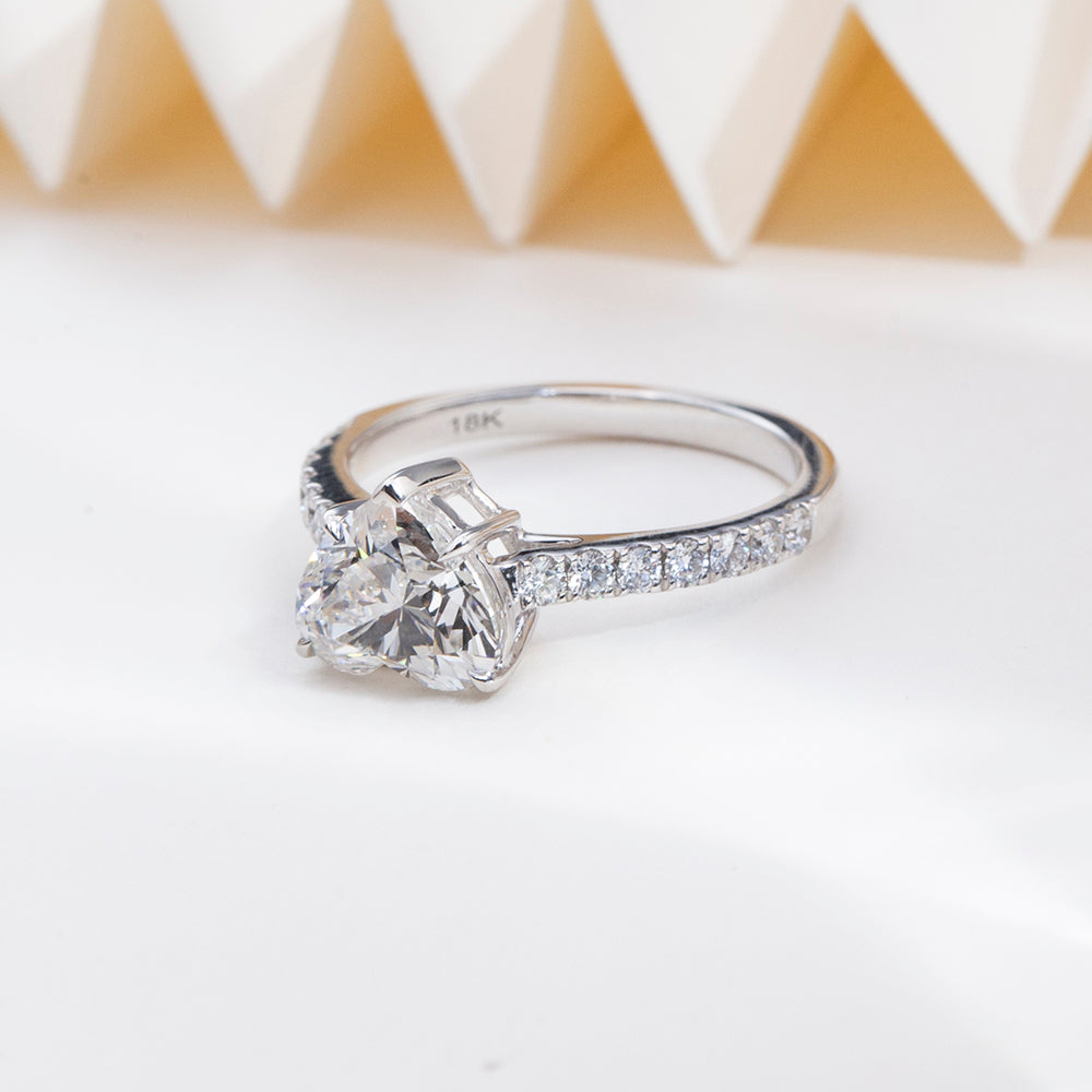 Eco-1814: Heart of Clarity – Lab-Grown Diamond Engagement Ring in 18K White Gold