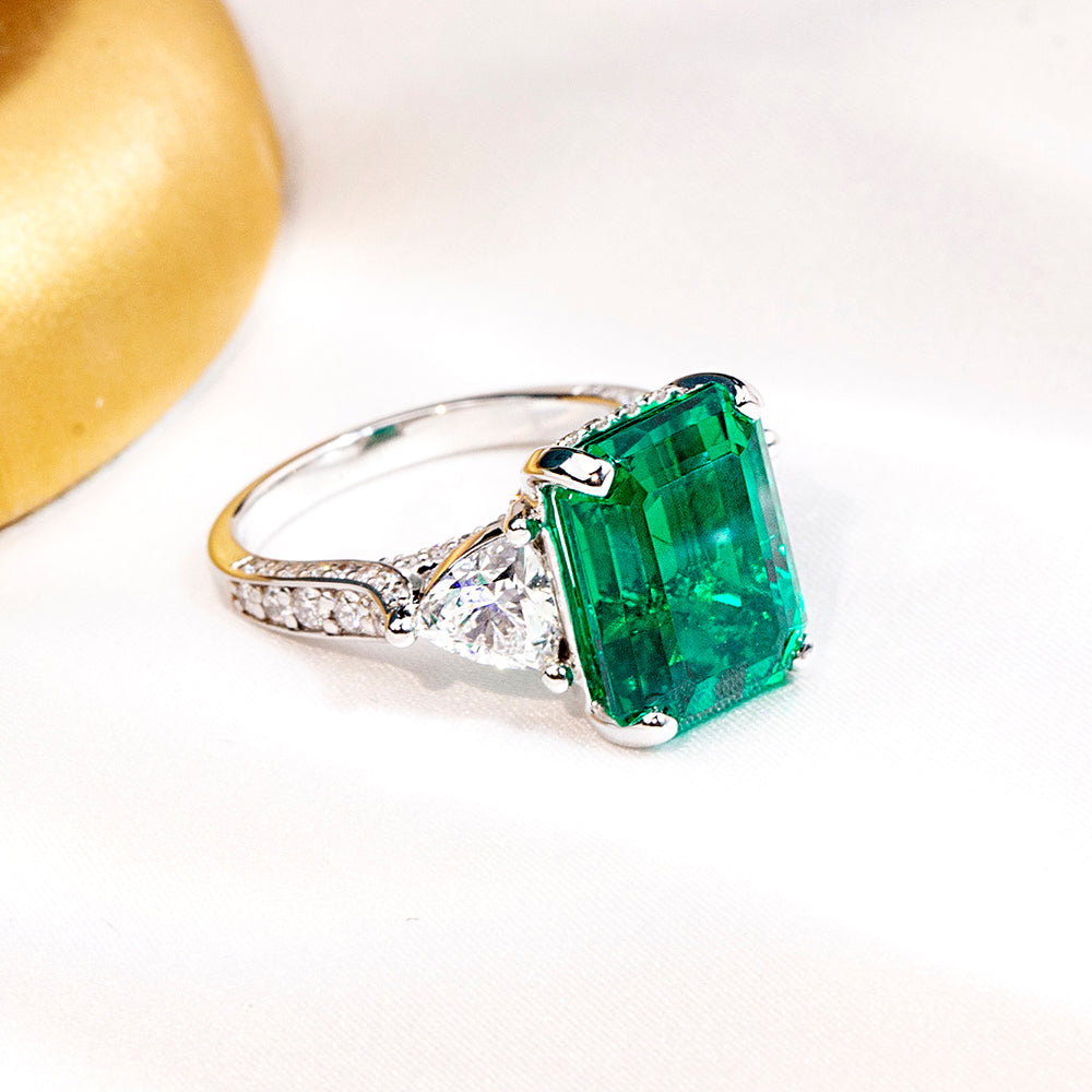 Eco-1816: Emerald Reverie – Lab-Grown Emerald & Diamond Trilogy Ring in 18K White Gold