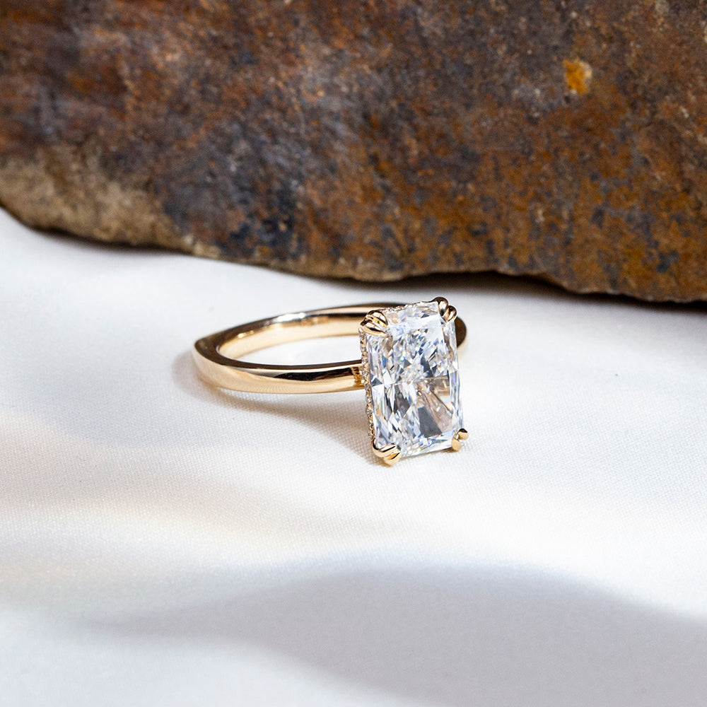 Eco-1825: Golden Clarity – Lab-Grown Radiant Diamond Solitaire Ring in 18K Yellow Gold
