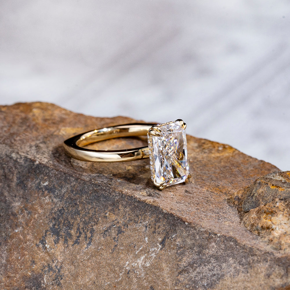 Eco-1825: Golden Clarity – Lab-Grown Radiant Diamond Solitaire Ring in 18K Yellow Gold