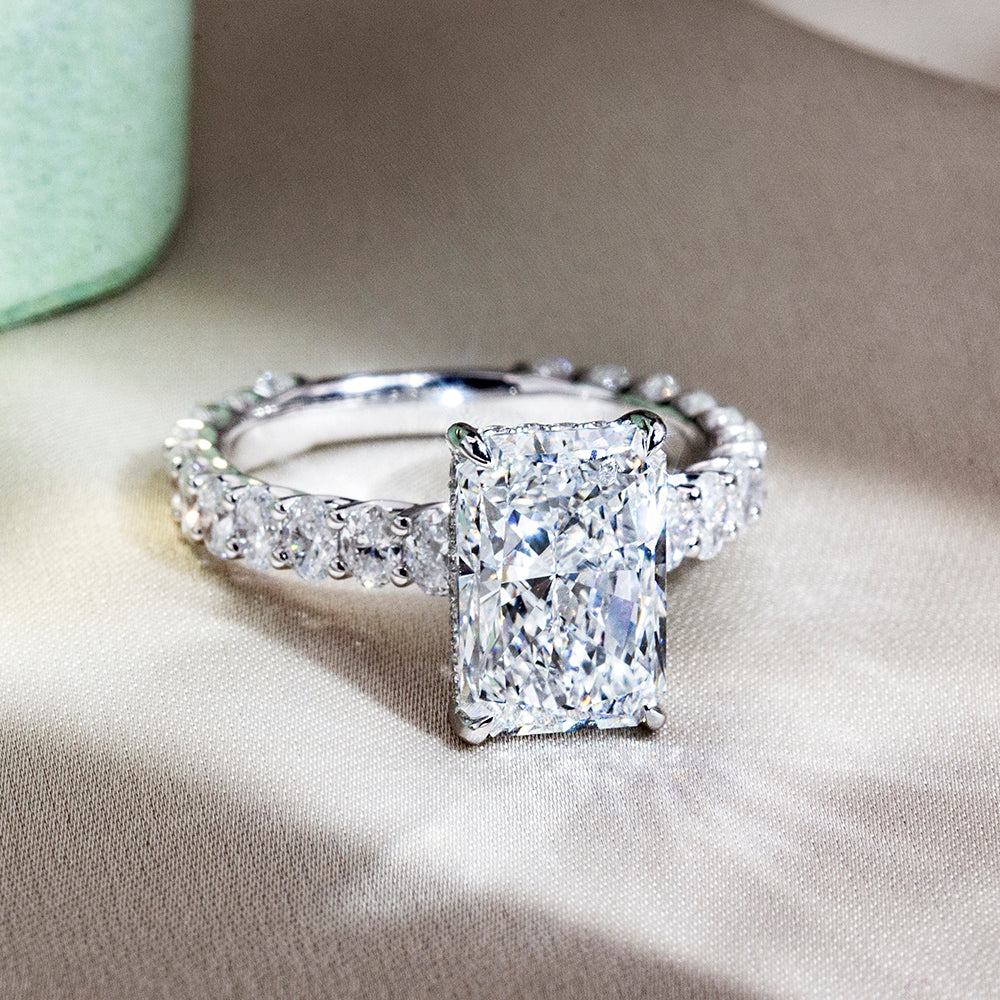 Eco-1832: Radiant Promise – Lab-Grown Diamond Engagement Ring in 18K White Gold