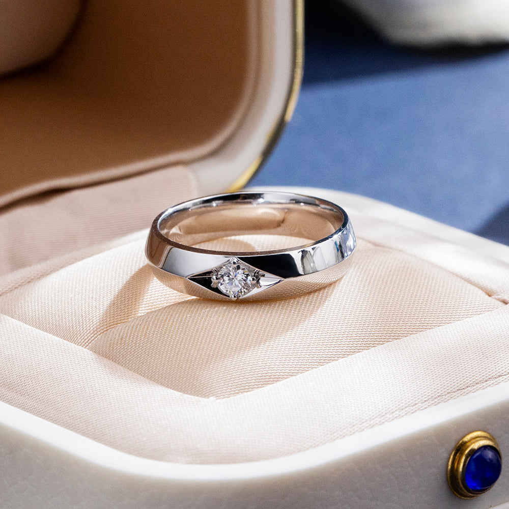 Eco-1878: Silent Flame – Lab-Grown Diamond Men’s Band in 18K White Gold