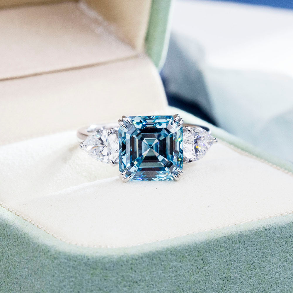 Eco-1859: Azure Legacy – Lab-Grown Blue Diamond Trilogy Ring in 18K White Gold