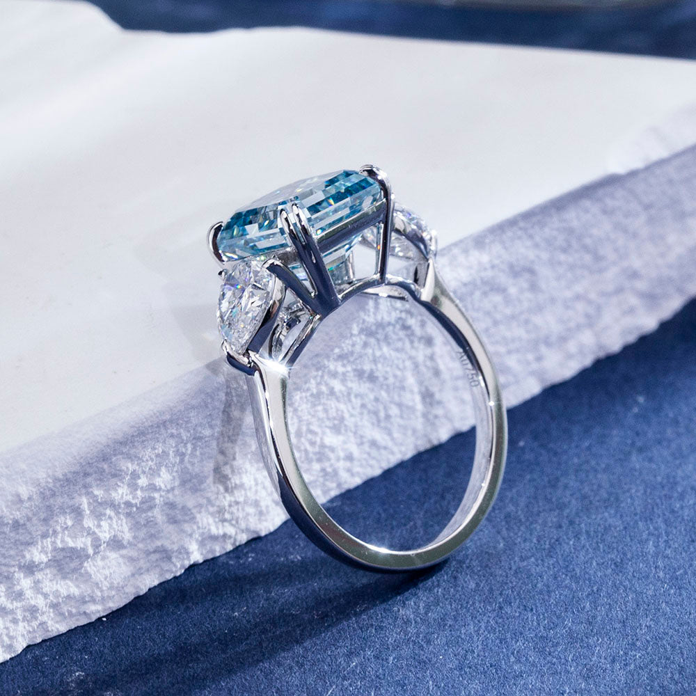 Eco-1859: Azure Legacy – Lab-Grown Blue Diamond Trilogy Ring in 18K White Gold