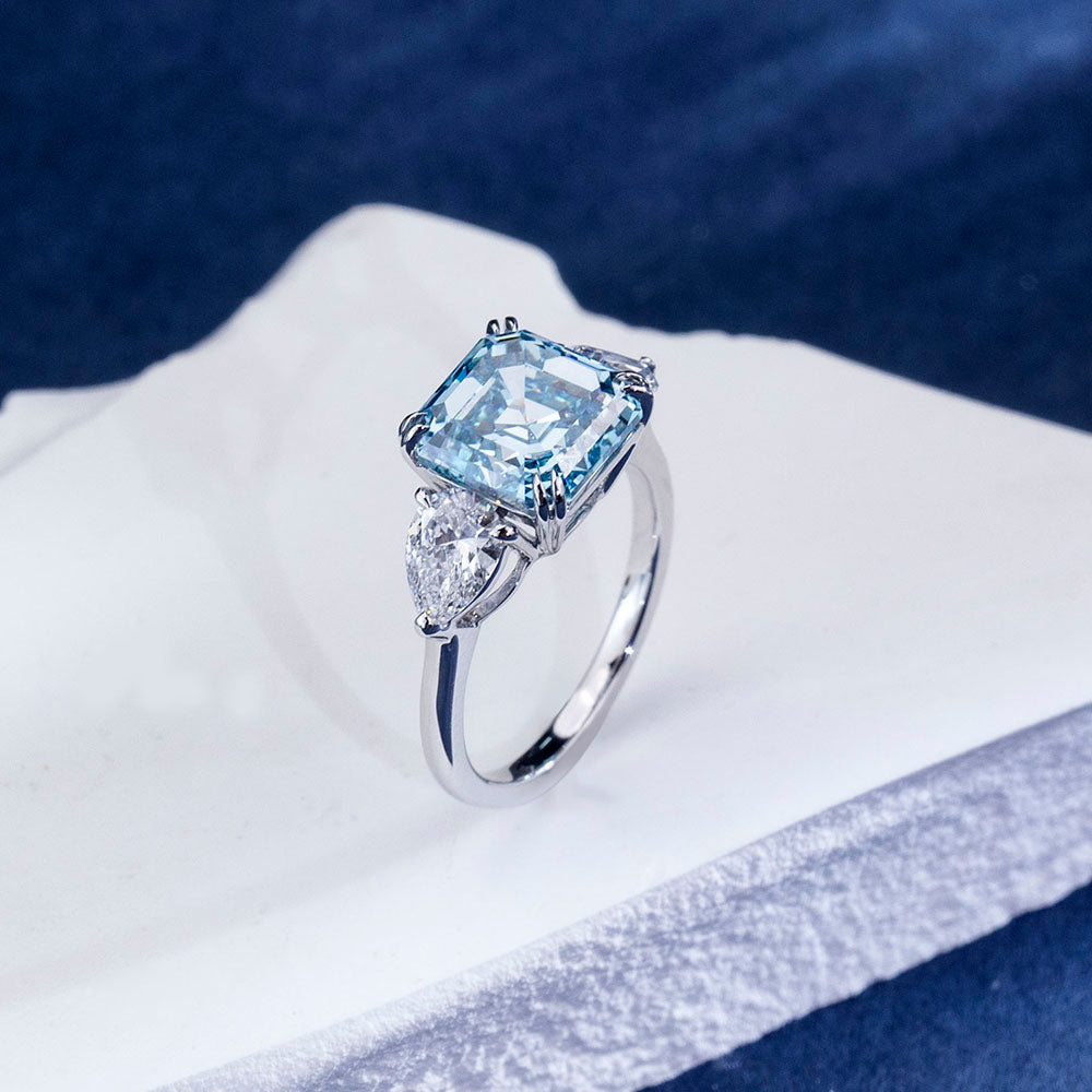 Eco-1859: Azure Legacy – Lab-Grown Blue Diamond Trilogy Ring in 18K White Gold