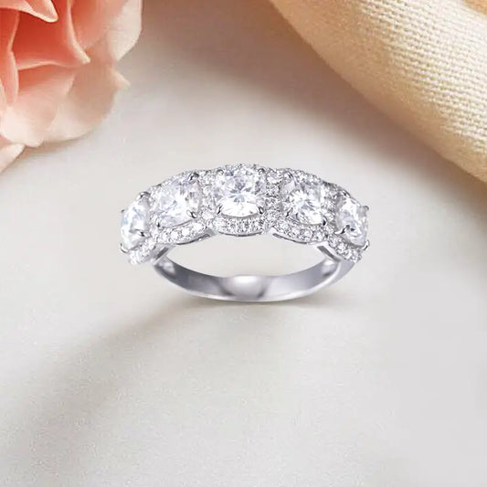 Eco-619 | 18K Gold Cushion-Cut Moissanite Ring – Ecogemma