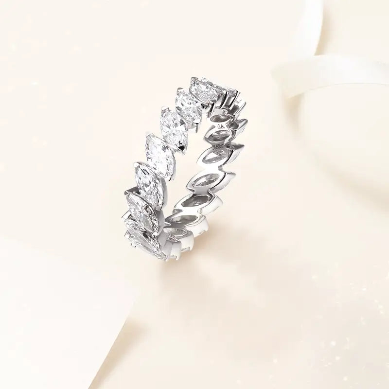 Eco-623 | 14K White Gold Marquise Diamond Ring with IGI Certification – Ecogemma