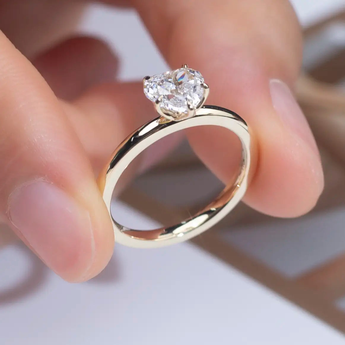 Eco-1357 1.03CT D VS1 Lab-Grown Diamond Solitaire Ring in 14K Gold – Custom by Ecogemma