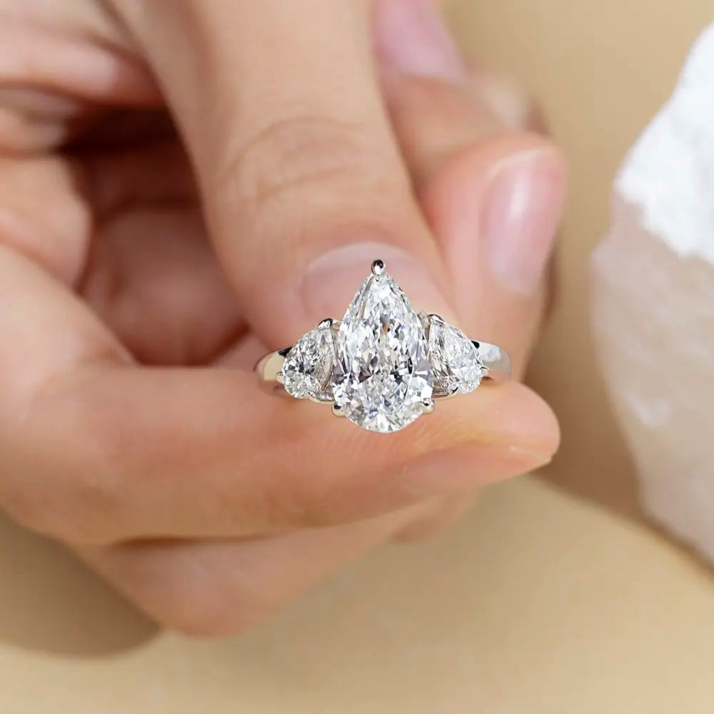 Eco-1670 Three-Stone Pear-Shaped Lab-Grown Diamond Ring in 18K White Gold – Custom by Ecogemma