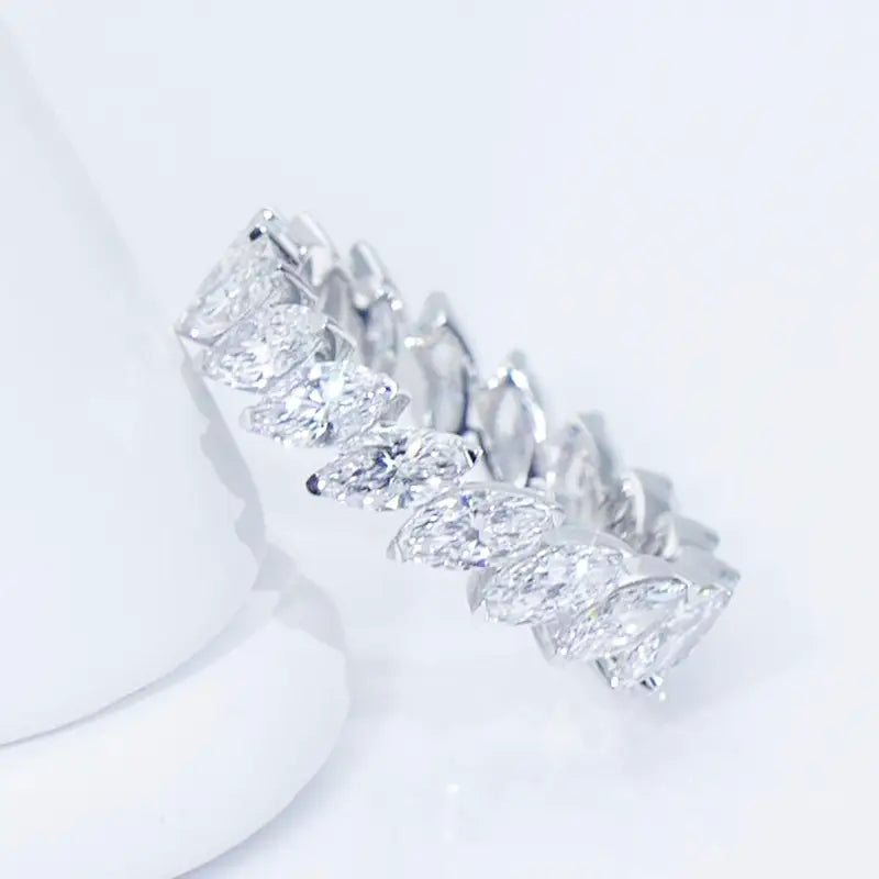 Eco-623 | 14K White Gold Marquise Diamond Ring with IGI Certification – Ecogemma