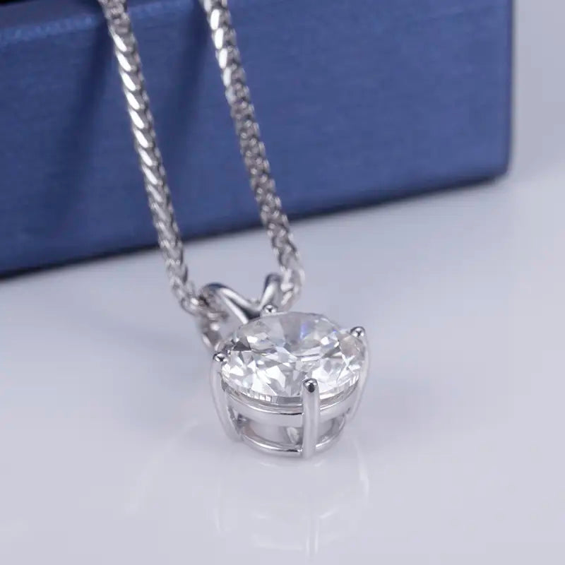 Econ-505 — The Solstice Flame Lab Diamond Solitaire Pendant
