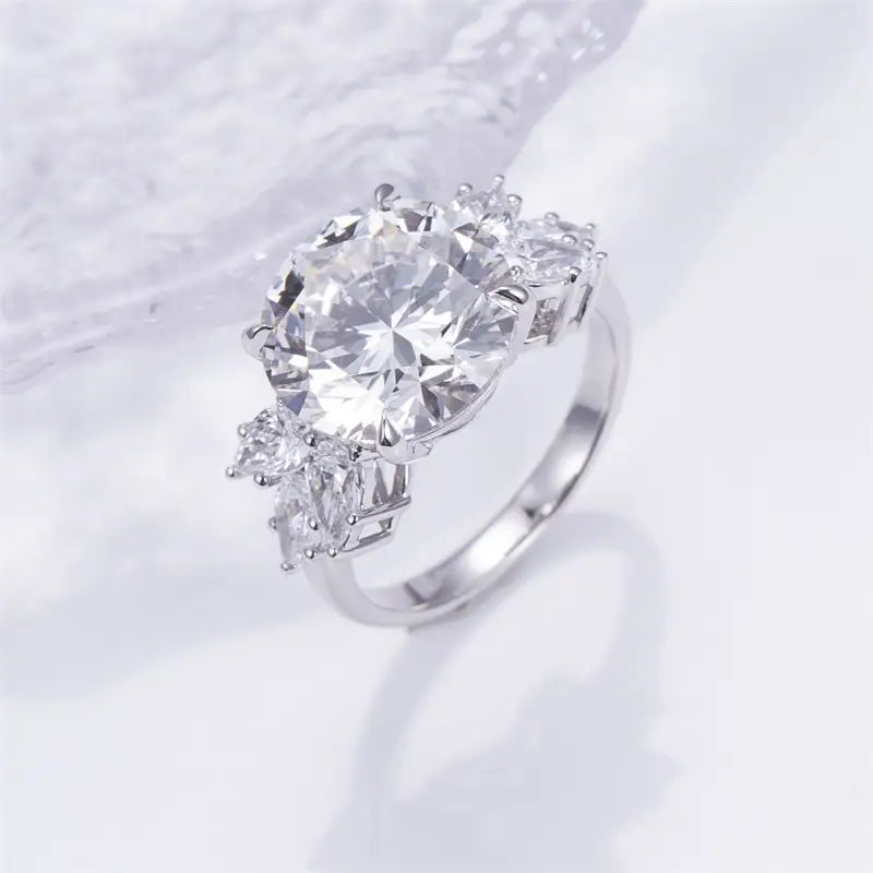 Eco-1447 | 18K White Gold 6CT Oval Lab-Grown Diamond Butterfly Ring