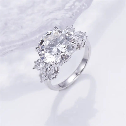 Eco-1447 | 18K White Gold 6CT Oval Lab-Grown Diamond Butterfly Ring