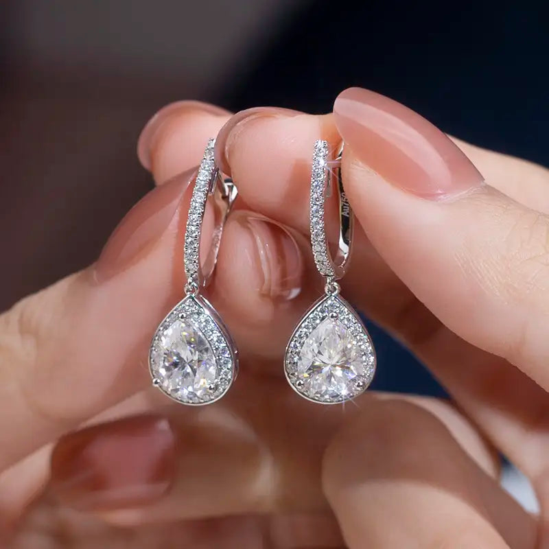 Ecoe-616 — The Eternal Teardrop Halo Lab Diamond Set