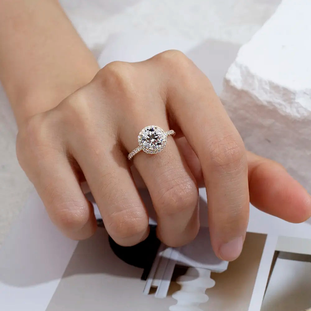 Eco-1701 | 18K White Gold 1.00CT Round-Cut Lab-Grown Diamond Halo Ring