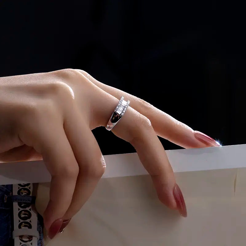 Eco-853 | 18K White Gold Baguette Brilliant Diamond Ring  By Ecogemma