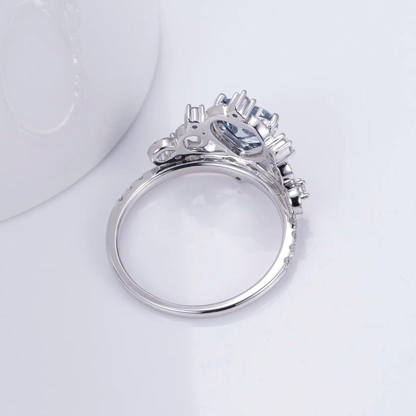 Eco-1418 | 1.15ct Heart-Cut Lab Diamond Ring in 18K Gold  By Ecogemma