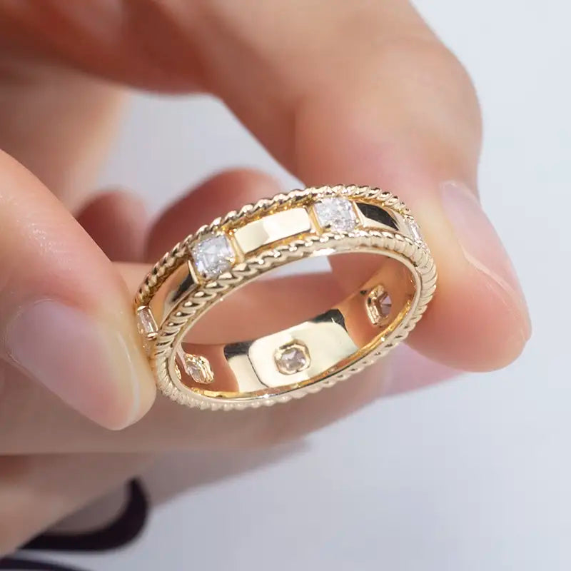 Eco-1380 | 18K Yellow Gold Lab-Grown Diamond Men’s Ring  By Ecogemma