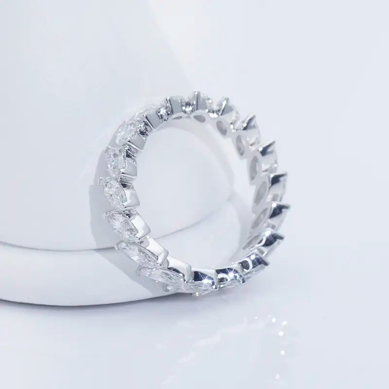 Eco-623 | 14K White Gold Marquise Diamond Ring with IGI Certification – Ecogemma