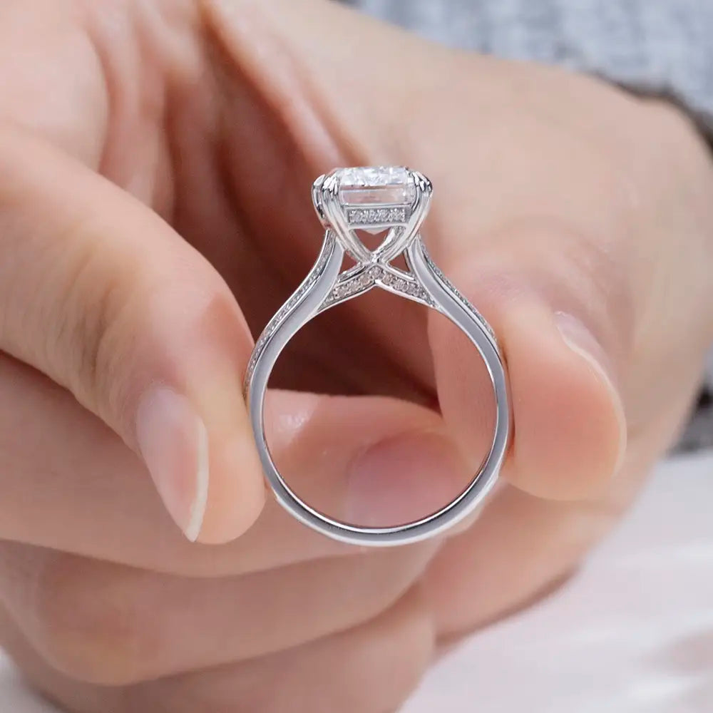 Eco-1807 Emerald-Cut Lab-Grown Diamond Ring in 14K/18K White Gold – Custom Jewelry