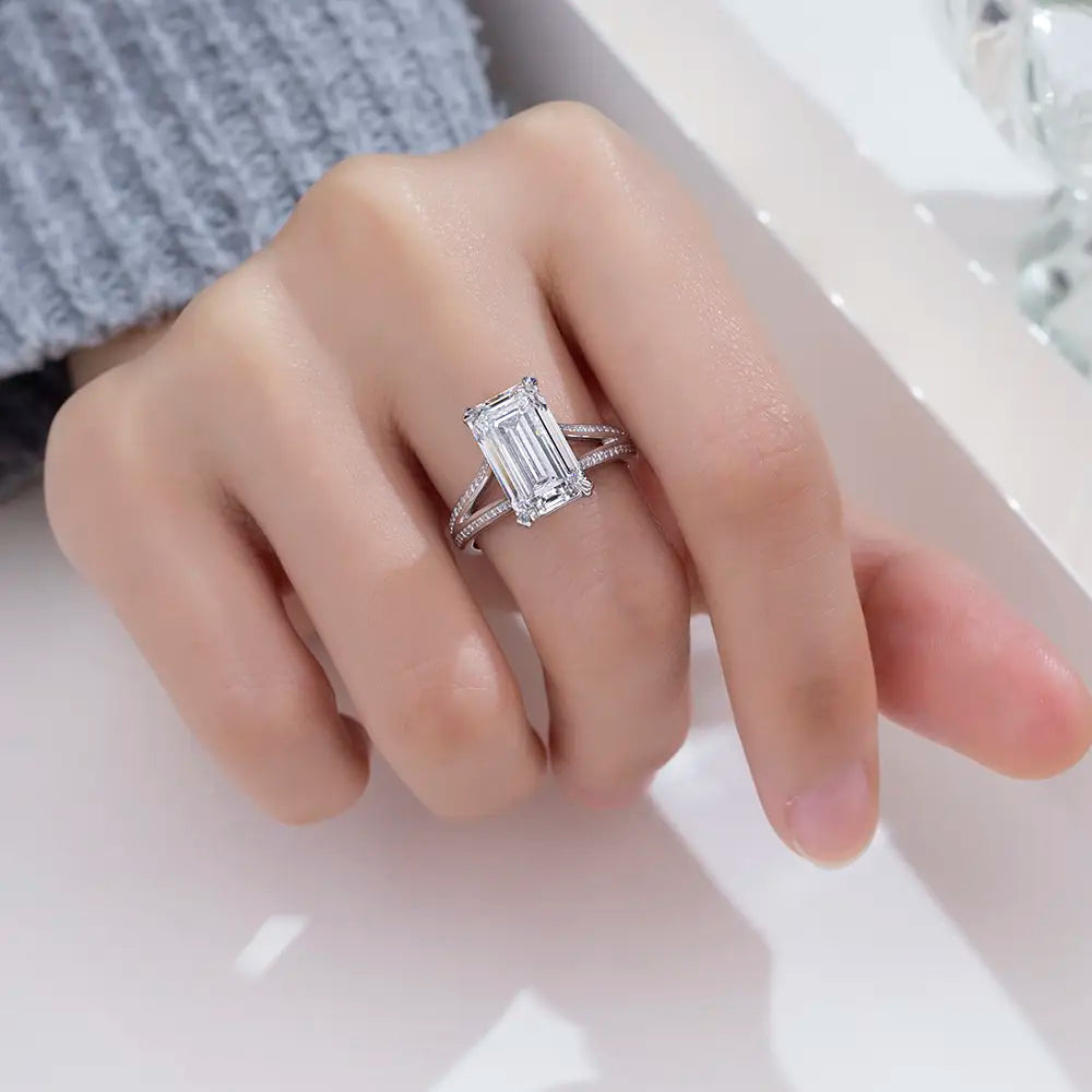 Eco-1807 Emerald-Cut Lab-Grown Diamond Ring in 14K/18K White Gold – Custom Jewelry