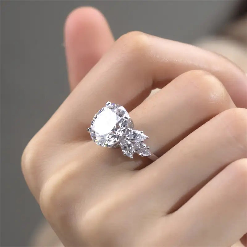 Eco-1447 | 18K White Gold 6CT Oval Lab-Grown Diamond Butterfly Ring