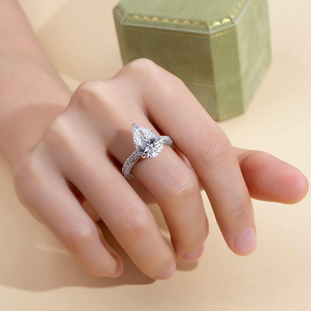 Eco-1897: Teardrop of Light – Lab-Grown Pear Diamond Pavé Ring in 18K White Gold