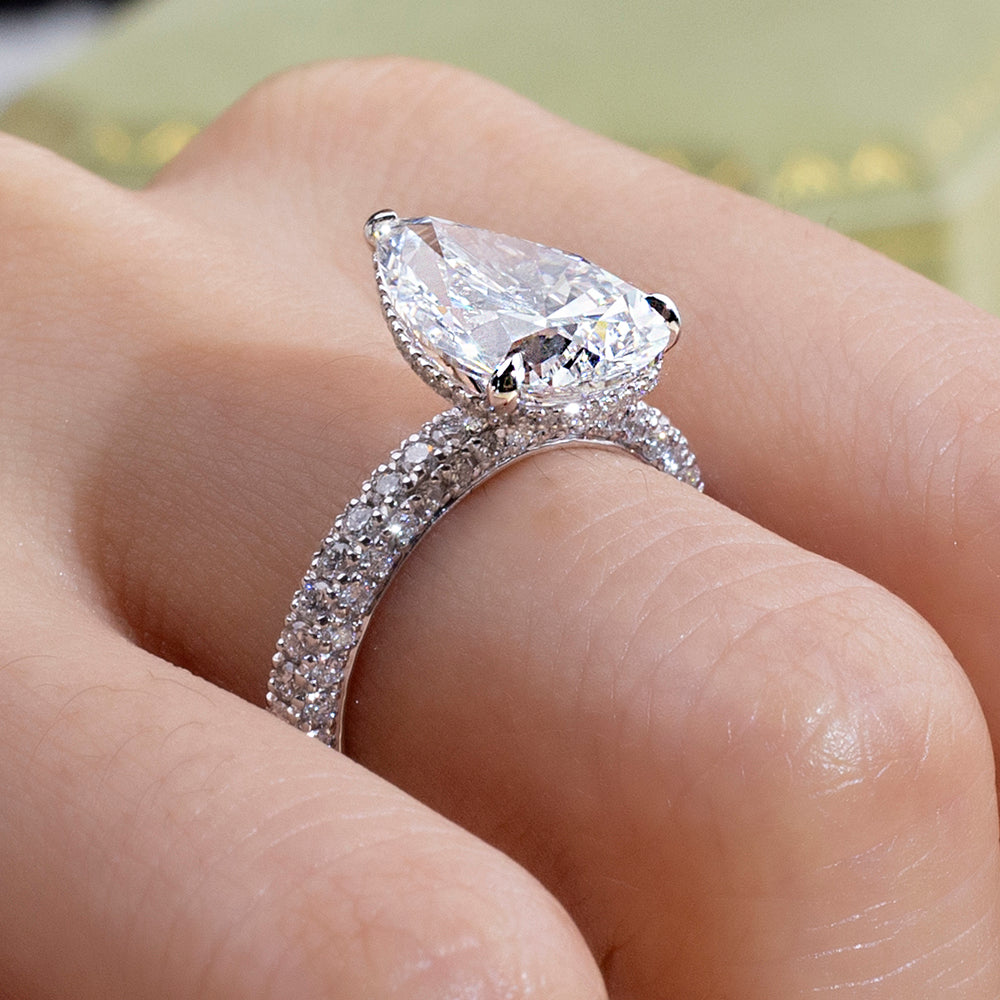 Eco-1897: Teardrop of Light – Lab-Grown Pear Diamond Pavé Ring in 18K White Gold