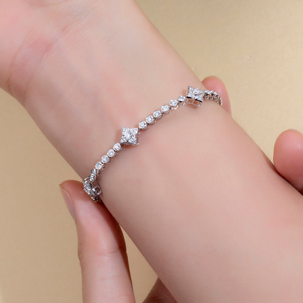 Ecob-641: プリズム・オブ・グレース – 18Kホワイトゴールド製ラボグロウンダイヤモンドブレスレット