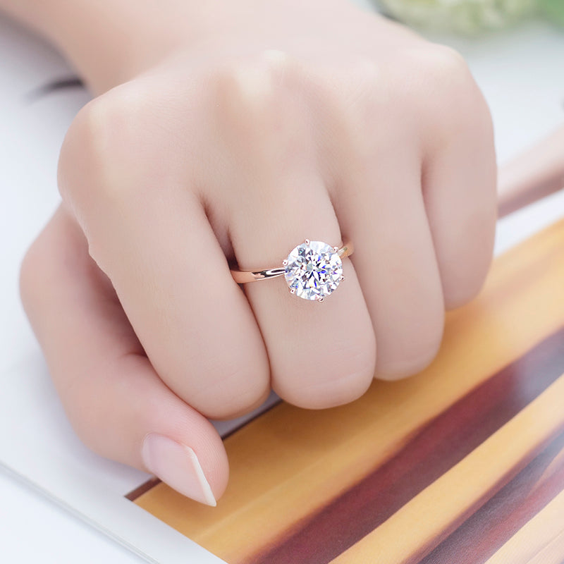 Eco-601: Llama del Solsticio – Anillo solitario de diamantes cultivados en laboratorio en oro rosa de 18 quilates 