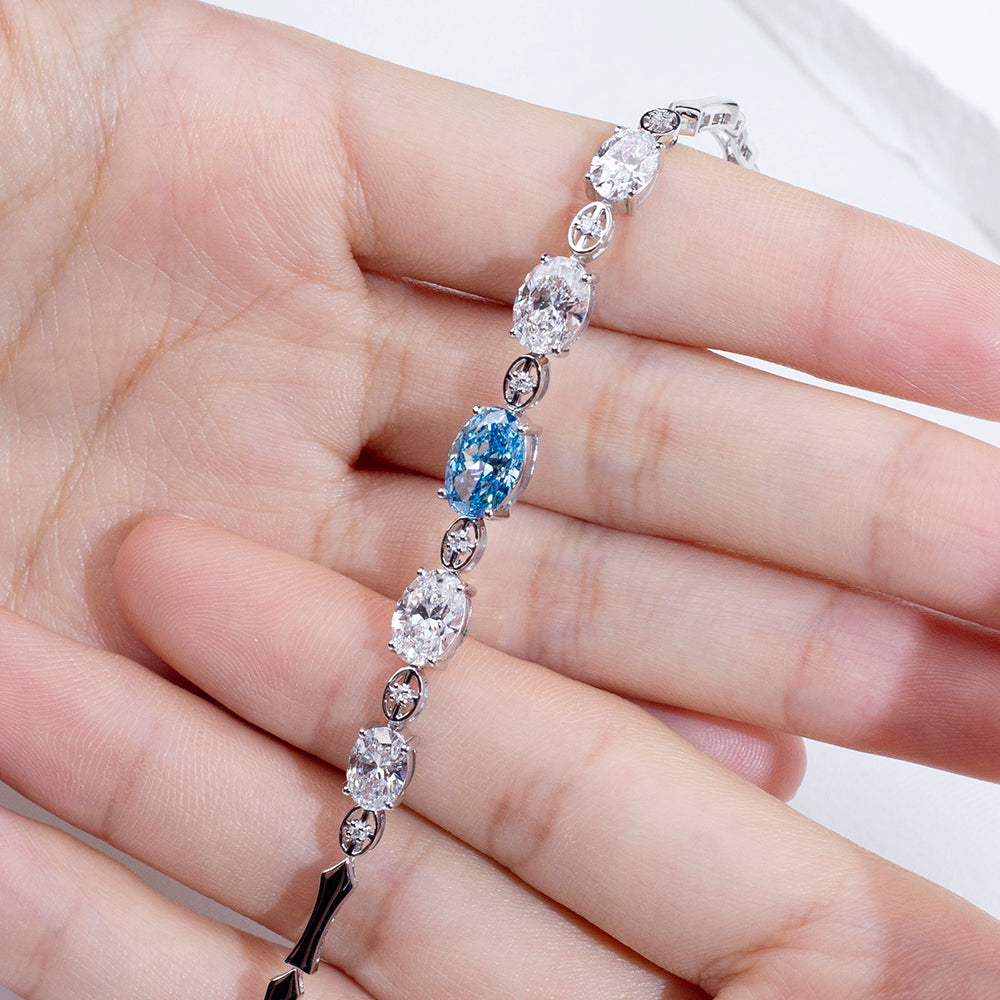 Ecob-642: Abrazo Azul – Pulsera de Zafiro Azul y Diamantes Cultivados en Laboratorio en Oro Blanco de 18 K 