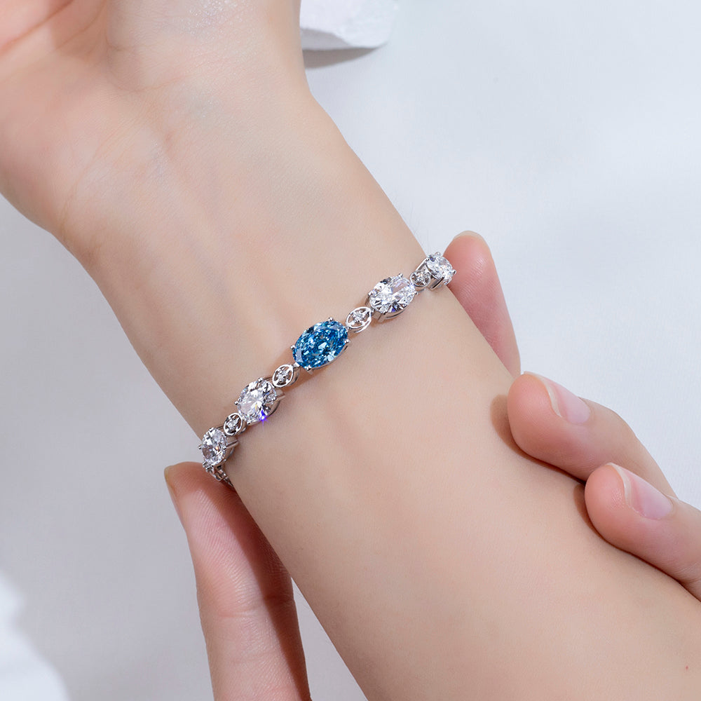 Ecob-642: Abrazo Azul – Pulsera de Zafiro Azul y Diamantes Cultivados en Laboratorio en Oro Blanco de 18 K 