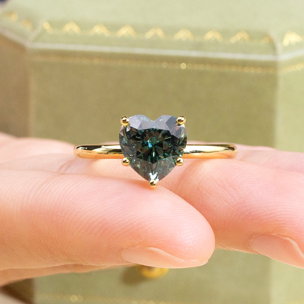 Eco-1907: Heart of Verdant Light – Lab-Grown Green Diamond Ring in 18K Yellow Gold