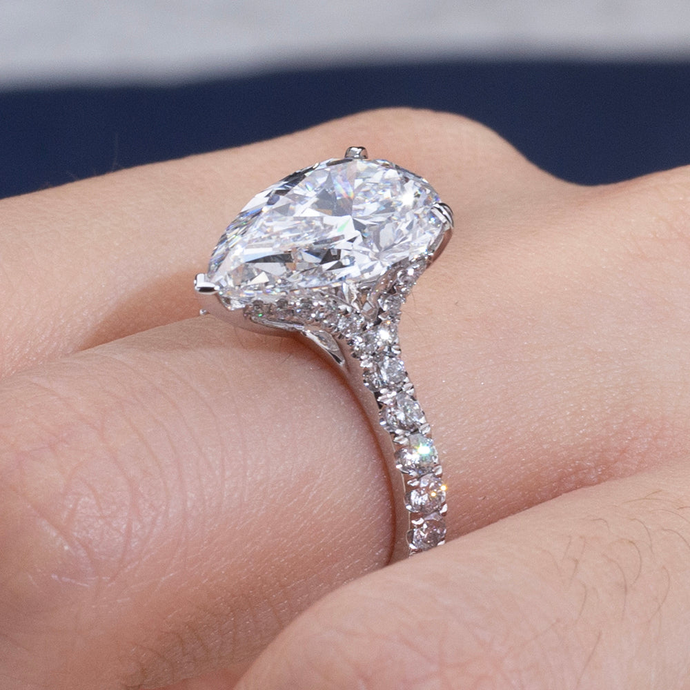 Eco-1915: Teardrop of Light – Lab-Grown Pear Diamond Pavé Ring in 18K White Gold