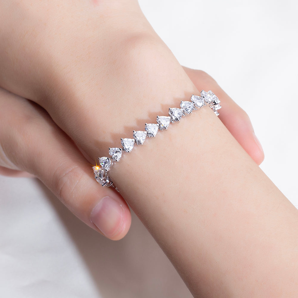 Ecob-644: Lágrimas de Luz – Pulsera de diamantes talla pera cultivados en laboratorio en oro blanco de 18 quilates 