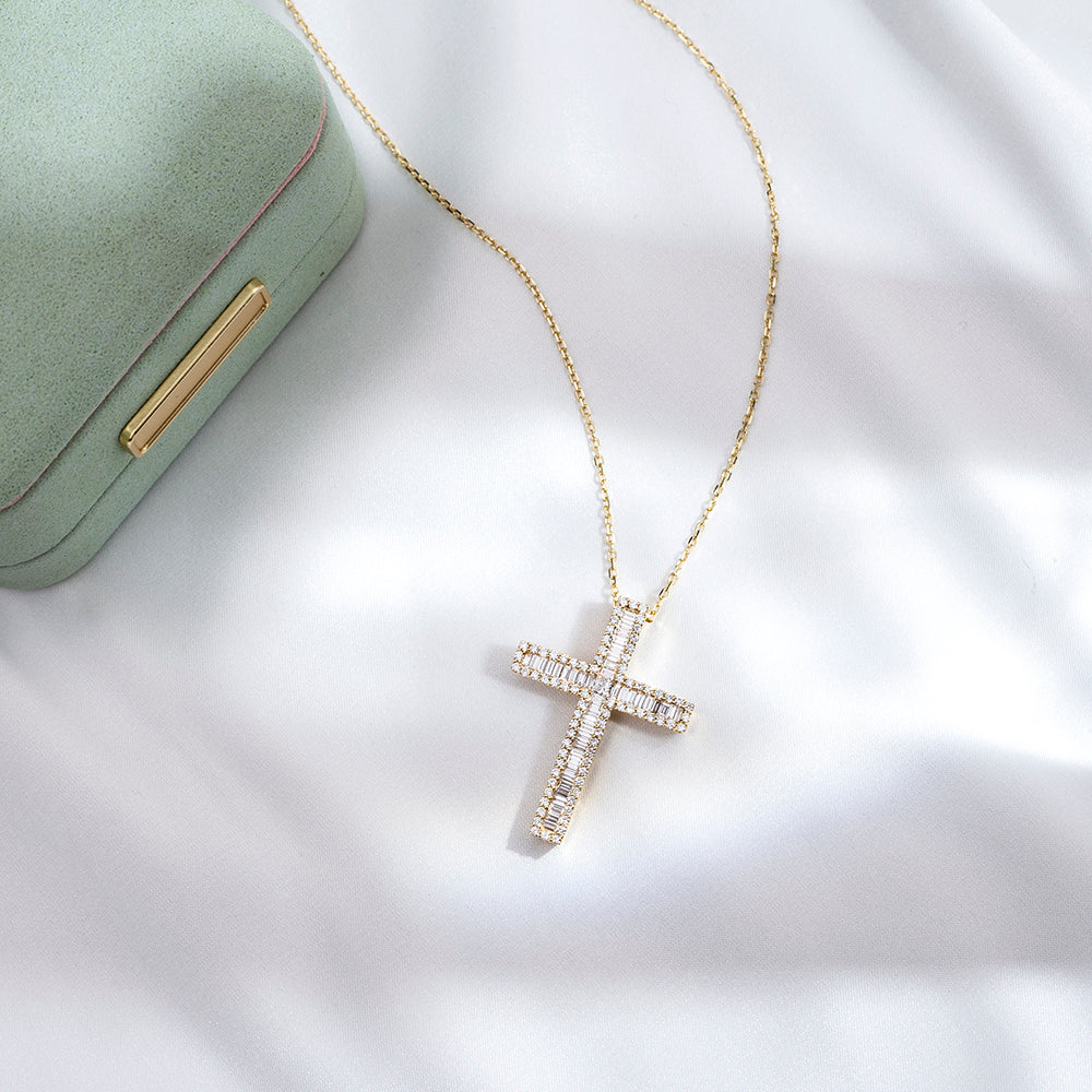 Econ-892 — The Radiant Creed Lab Diamond Cross Pendant