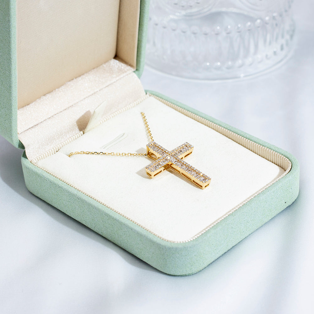 Econ-892 — The Radiant Creed Lab Diamond Cross Pendant