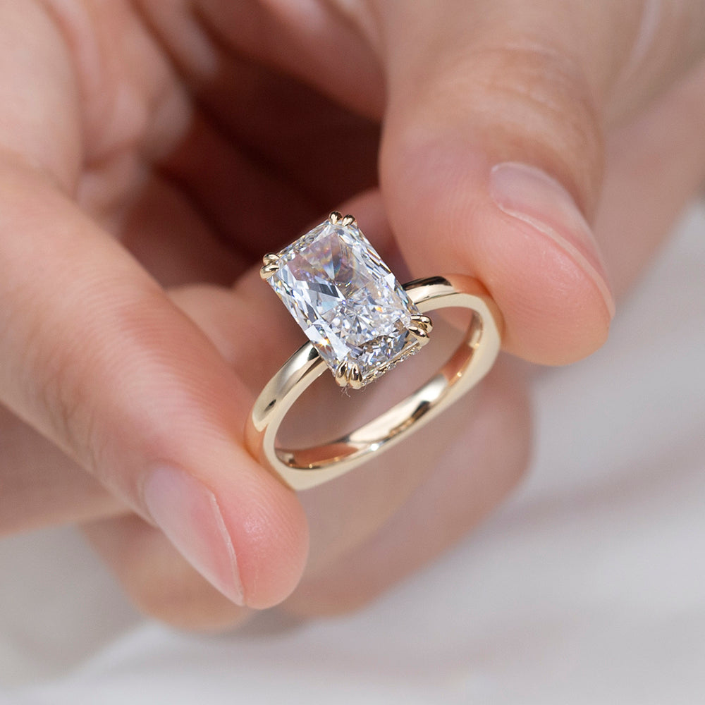 Eco-1825: Golden Clarity – Lab-Grown Radiant Diamond Solitaire Ring in 18K Yellow Gold