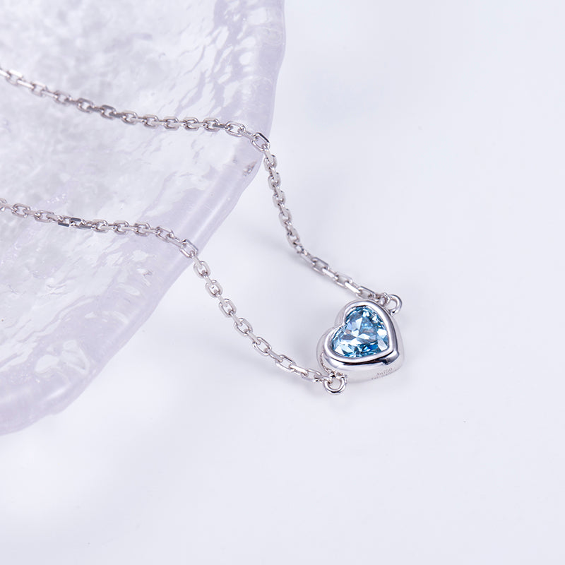 Ecob-601 | Heartlight Lab Sapphire Charm Bracelet in 18K Gold