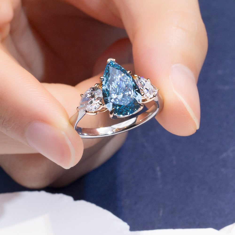 Eco-1831: Ocean Muse – Lab-Grown Blue Sapphire Trilogy Ring in 18K White Gold