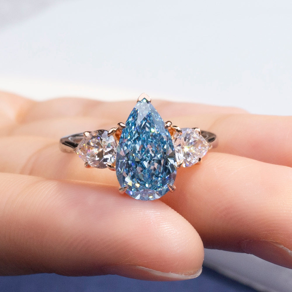 Eco-1831: Ocean Muse – Lab-Grown Blue Sapphire Trilogy Ring in 18K White Gold