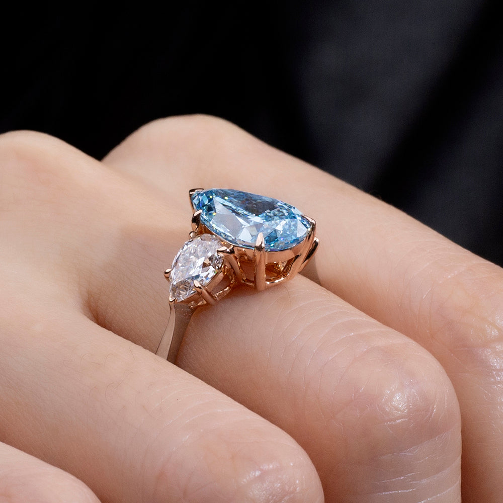 Eco-1831: Ocean Muse – Lab-Grown Blue Sapphire Trilogy Ring in 18K White Gold
