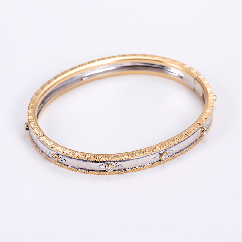 Ecob-602 | Aurelia Dual-Tone Lab Diamond Bangle in 18K Gold