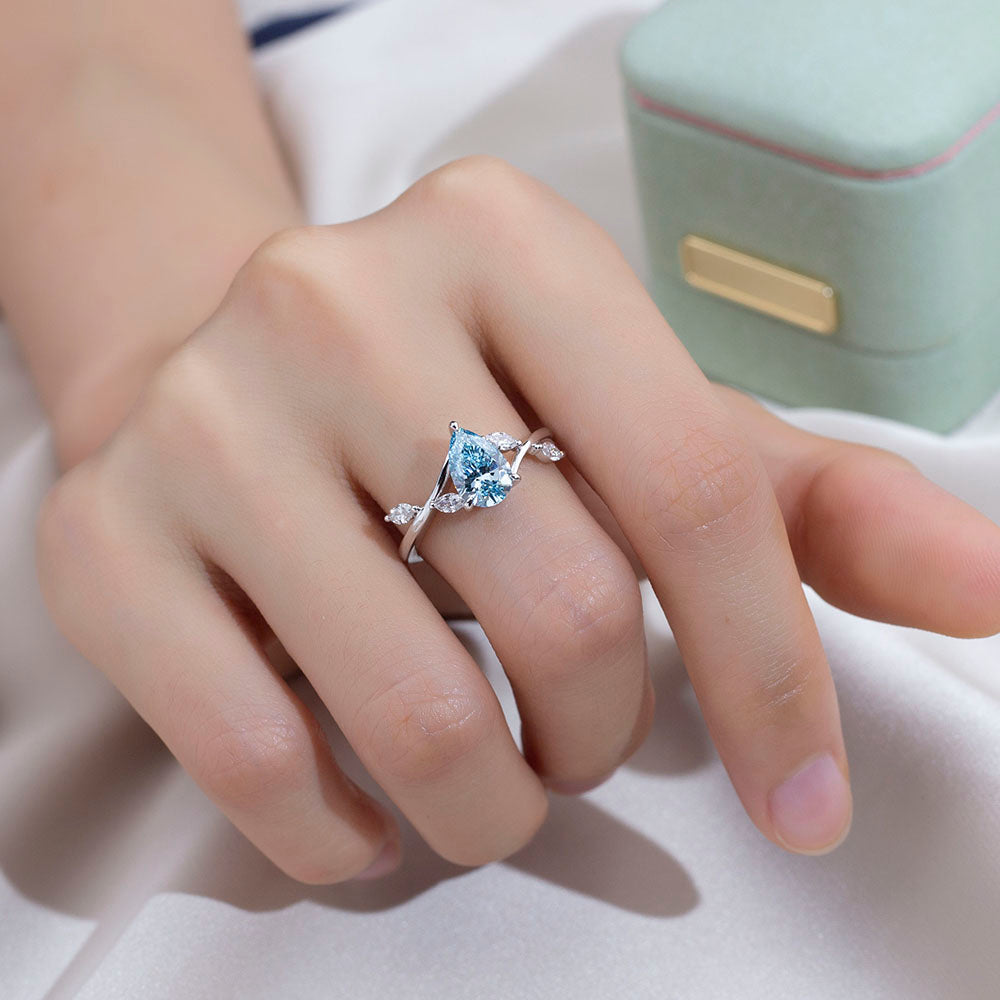 Eco-1860: Skyborn Grace – Lab-Grown Blue Diamond Leaf Ring in 18K White Gold