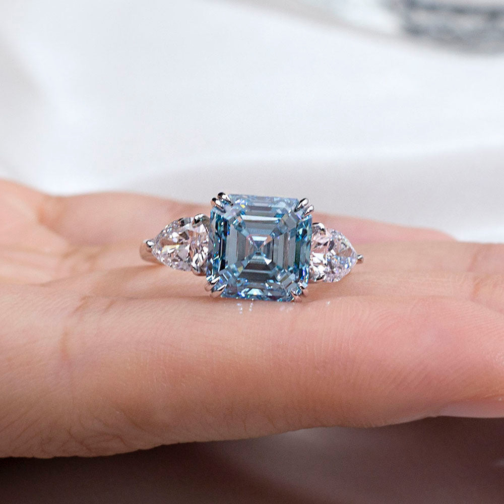 Eco-1859: Azure Legacy – Lab-Grown Blue Diamond Trilogy Ring in 18K White Gold