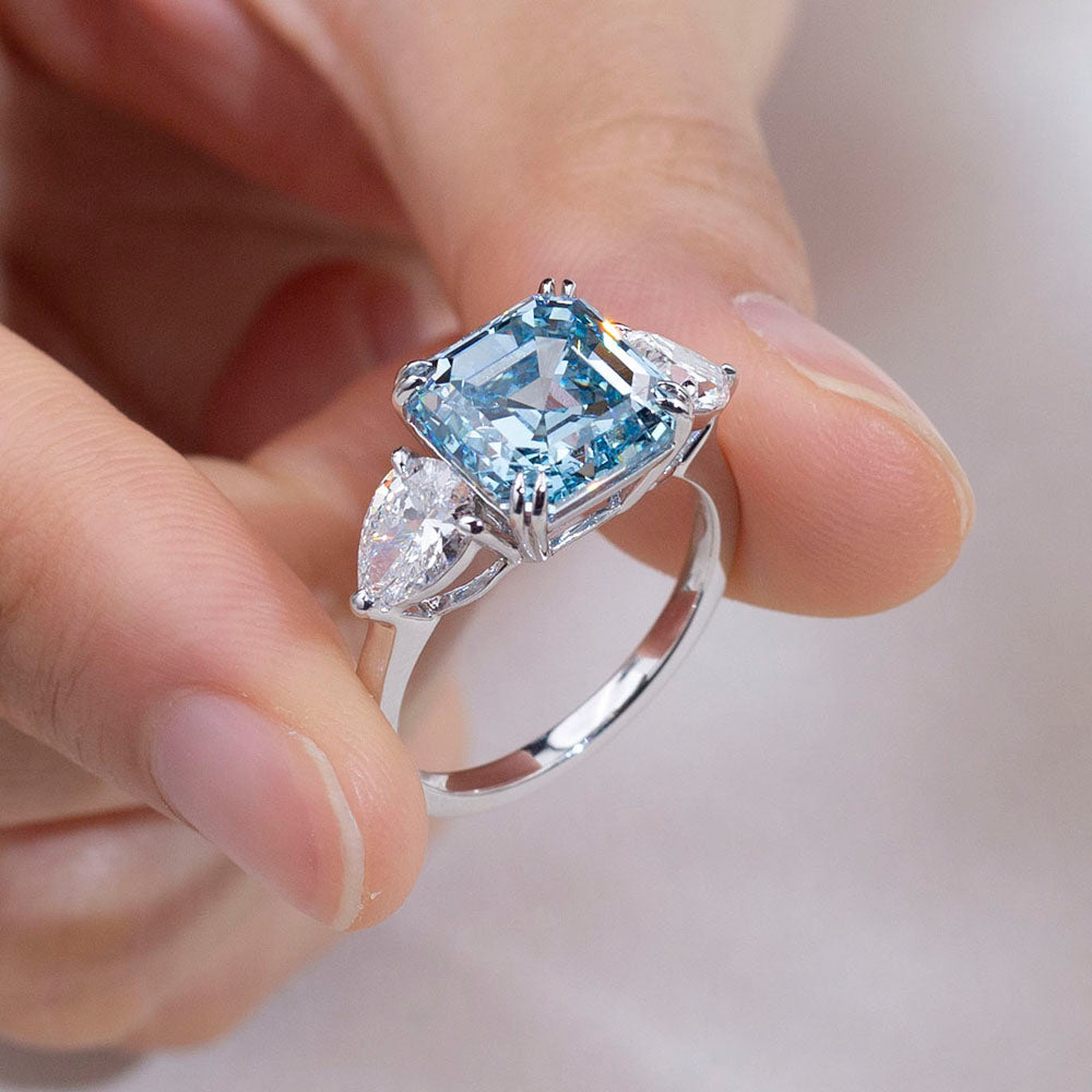 Eco-1859: Azure Legacy – Lab-Grown Blue Diamond Trilogy Ring in 18K White Gold