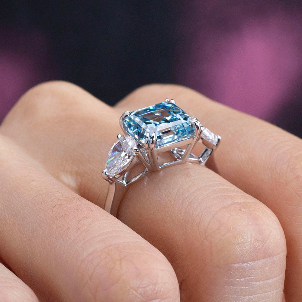 Eco-1859: Azure Legacy – Lab-Grown Blue Diamond Trilogy Ring in 18K White Gold