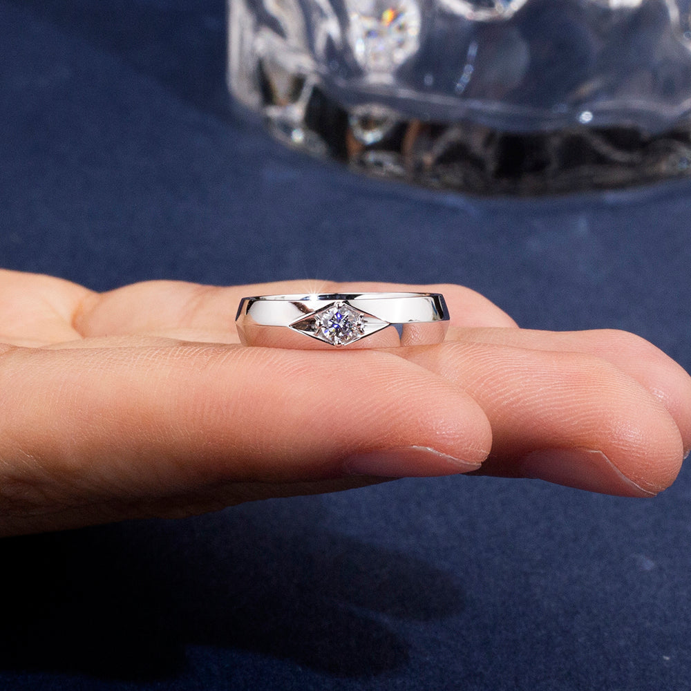 Eco-1878: Silent Flame – Lab-Grown Diamond Men’s Band in 18K White Gold