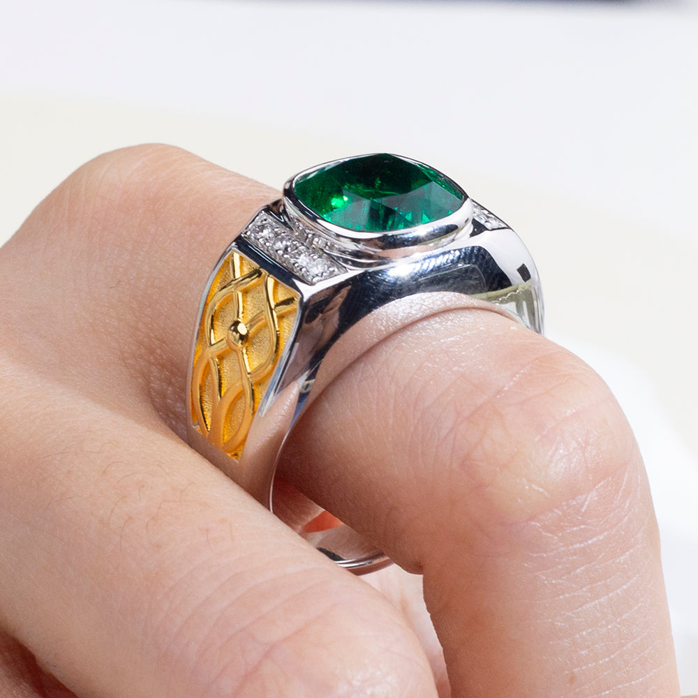 Eco-1889: Emerald Legacy – Lab-Grown Green Emerald Cushion Ring in 18K White ; Yellow Gold