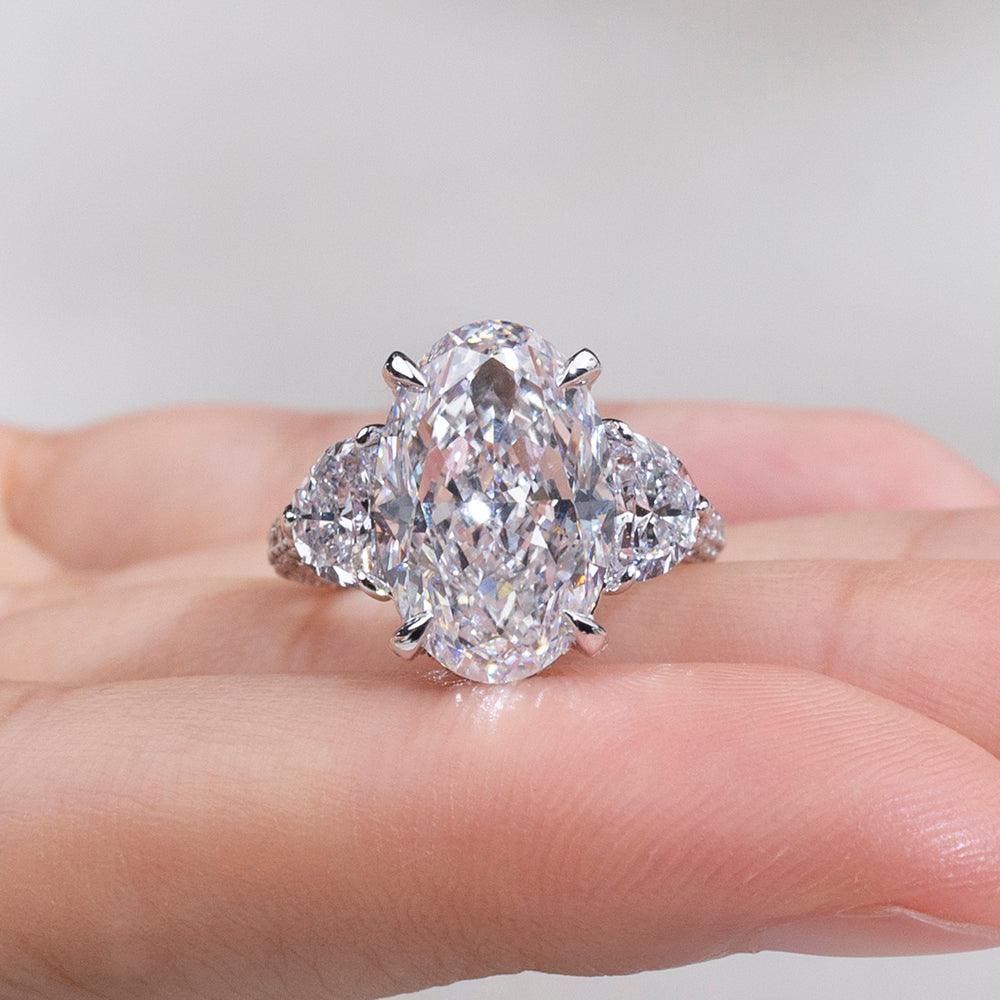 Eco-1893: Light Ascendant – Lab-Grown Oval Diamond Trilogy Ring in 18K White Gold